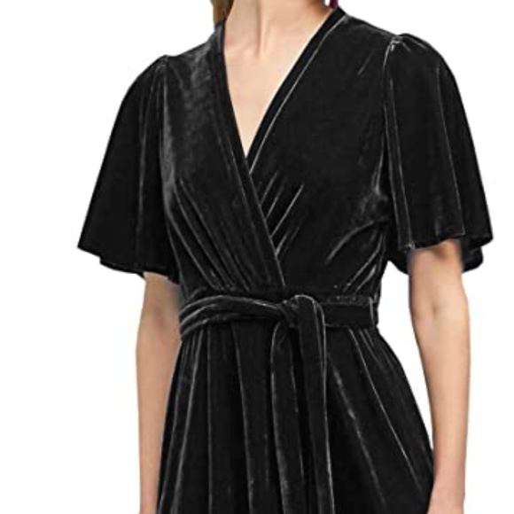 Velvet dress with slit - Picture 5 of 6